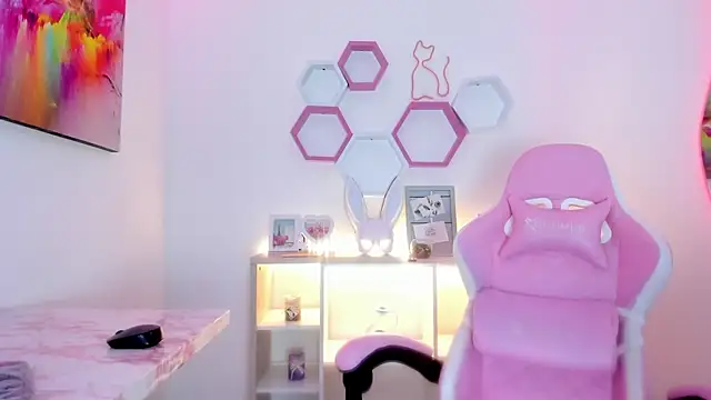 Malu M online show from March 10, 2025, 6:01 pm