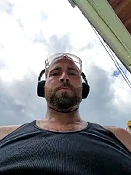 jwiththethickone413 online show from June 30, 2026, 5:35 pm