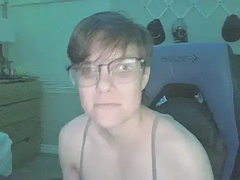 KaliSnow199623 online show from February 12, 2025, 2:14 am