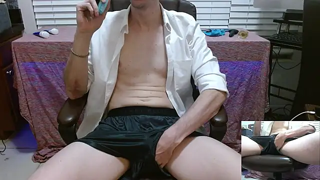 LsPlayhouse online show from July 17, 2026, 4:32 am