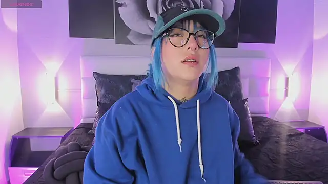 sofi bakerr online show from October 18, 2025, 11:34 am