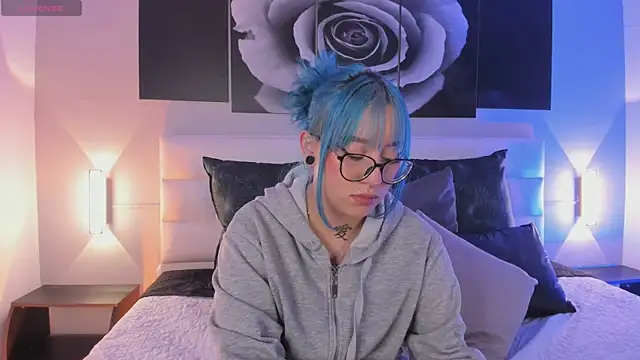 sofi bakerr online show from September 18, 2025, 11:35 am