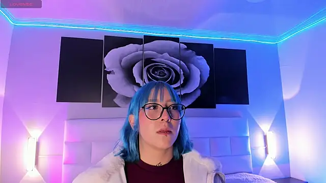 sofi bakerr online show from September 13, 2025, 11:32 am