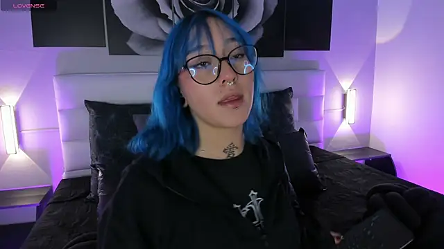 sofi bakerr online show from November 13, 2025, 11:36 am