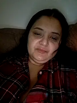 sarahhh1987 online show from January 6, 2026, 6:23 pm