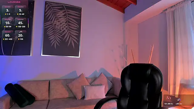 ViolettHansson online show from December 16, 2025, 7:51 pm