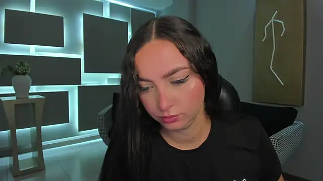 AliceHarper  online show from November 28, 2025, 7:25 pm