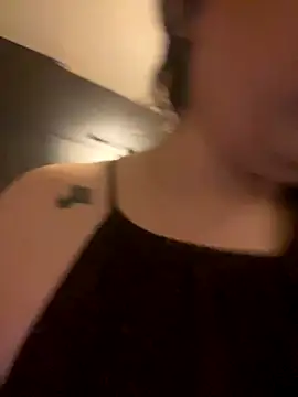 holyeroticss online show from October 5, 2025, 1:07 am