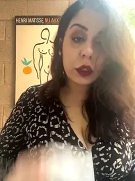 holyeroticss online show from September 18, 2025, 7:50 pm