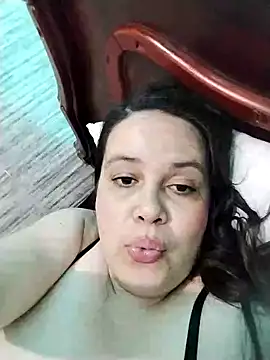 lunanataly online show from March 10, 2025, 12:18 am