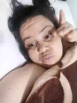 lunanataly online show from November 25, 2025, 1:17 am