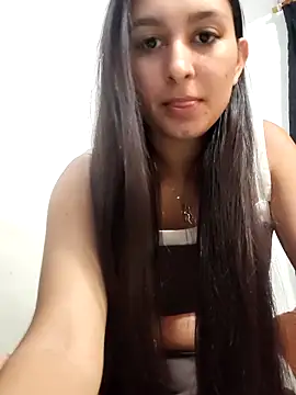 Alyson0001 online show from June 7, 2026, 11:43 pm