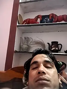 Snapshot of roadtucker123 chatting on February 19, 2025, 4:55 pm roadtucker123 online show from February 19, 2025, 4:55 pm