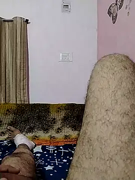 Snapshot of roadtucker123 chatting on September 14, 2025, 7:47 pm roadtucker123 online show from September 14, 2025, 7:47 pm