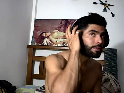 hideonbush051 online show from December 4, 2025, 3:05 am