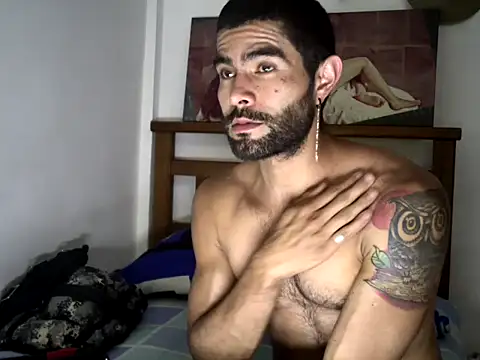 hideonbush051 online show from October 18, 2025, 4:42 pm