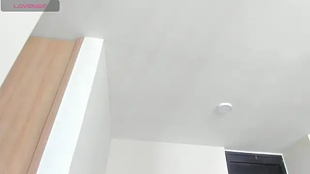 Snapshot of samanta-Little chatting on December 20, 2025, 3:37 pm samanta-Little online show from December 20, 2025, 3:37 pm