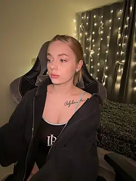  MayShy  online show from January 16, 2025, 12:55 am