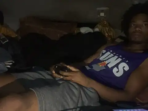 SlimeCrownzOut5 online show from February 12, 2026, 3:39 am