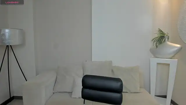 Snapshot of AnaisNin chatting on July 14, 2026, 10:54 am AnaisNin online show from July 14, 2026, 10:54 am