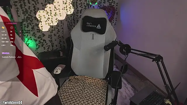 twinkben online show from October 15, 2025, 7:55 pm