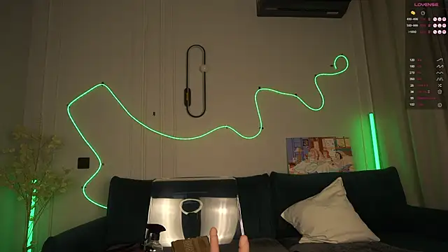 Snapshot of anna54784 chatting on February 27, 2026, 3:51 am anna54784 online show from February 27, 2026, 3:51 am