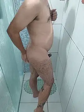 Snapshot of markusx215 chatting on December 21, 2025, 11:38 pm markusx215 online show from December 21, 2025, 11:38 pm