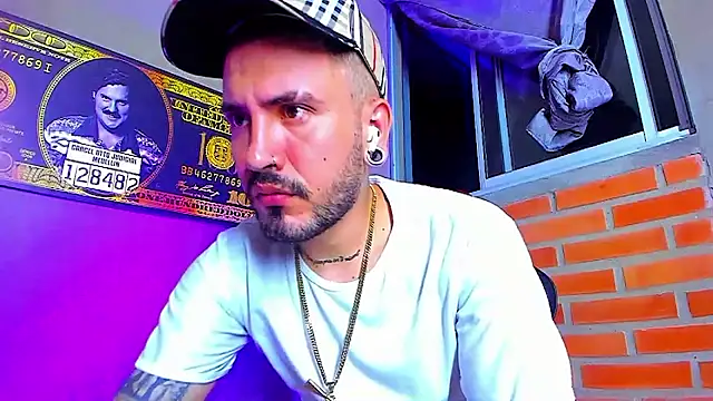 smoker445 online show from October 28, 2025, 2:34 am