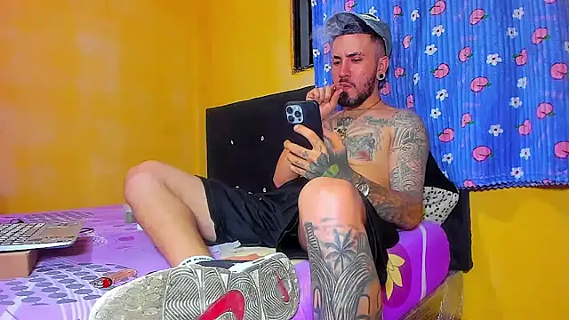 smoker445 online show from March 26, 2026, 7:28 am