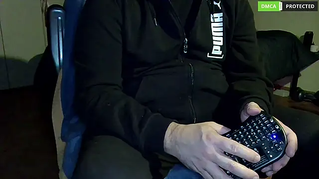 MultiOrgasmicLover online show from December 6, 2024, 10:24 pm