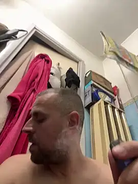 Huncutkuki online show from December 27, 2024, 7:35 pm