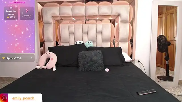 emilyaboott online show from November 15, 2025, 4:27 am