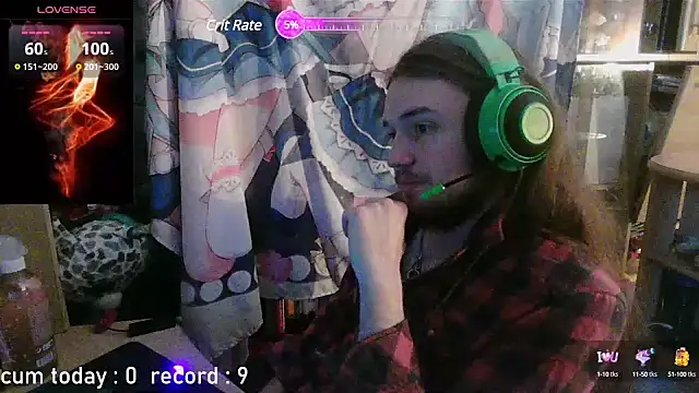 nicolasdumand21 online show from December 5, 2024, 1:33 pm