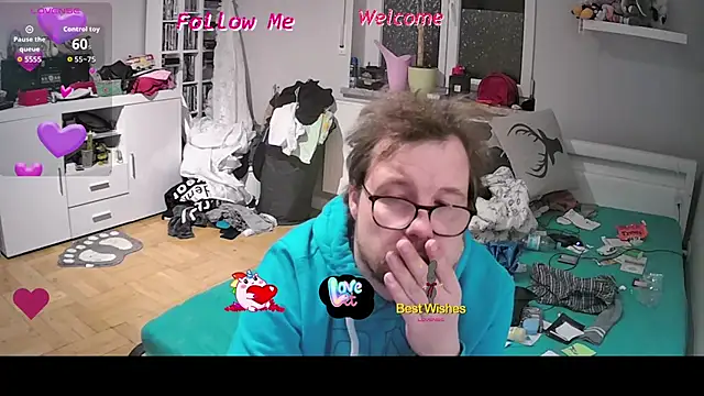 larsgessner30 online show from October 24, 2025, 9:25 pm