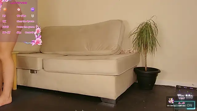 Milky flexy cat online show from March 9, 2026, 4:21 pm