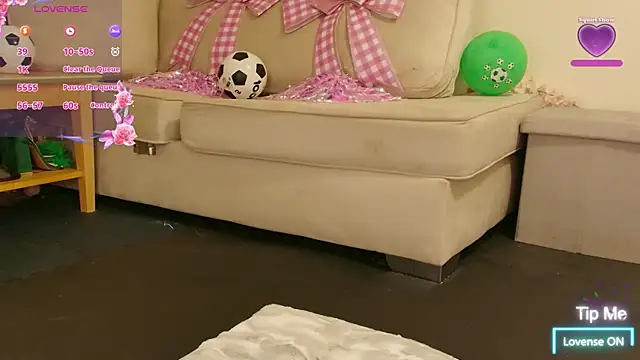 Milky flexy cat online show from July 16, 2026, 9:34 pm