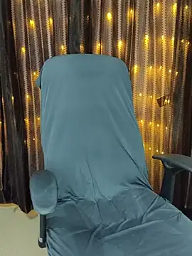 Tanvi-patil online show from March 17, 2025, 4:33 pm