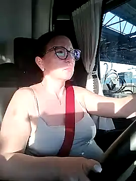 Snapshot of cuplubijoanna chatting on March 19, 2026, 5:24 pm cuplubijoanna online show from March 19, 2026, 5:24 pm