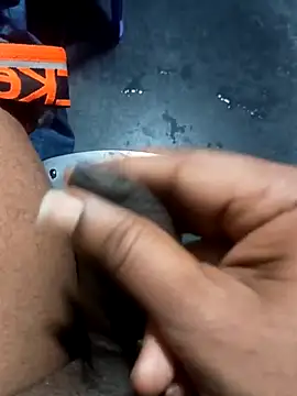 Snapshot of SexyMama_boy chatting on November 22, 2025, 3:27 am SexyMama boy online show from November 22, 2025, 3:27 am