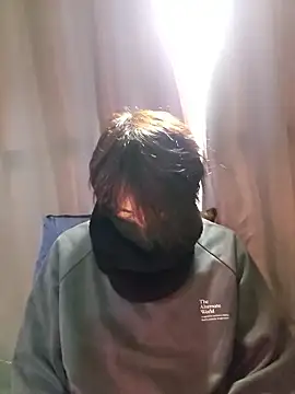 MANNZAAo06 online show from December 4, 2025, 1:04 am