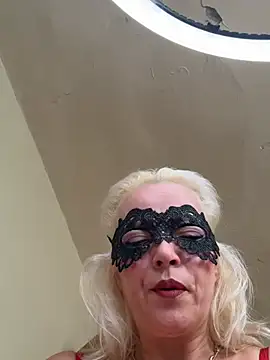 Olgundolgun33 online show from June 18, 2026, 1:49 pm
