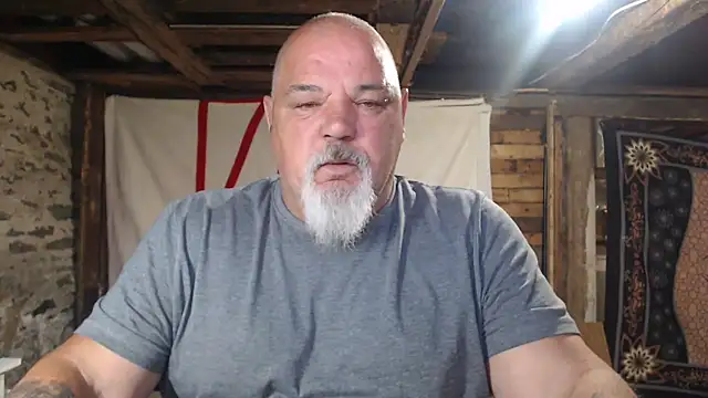 Newfiesausage1972 online show from June 16, 2026, 10:15 am