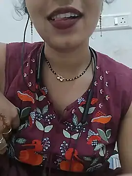 Snapshot of Simaran_bhabhi chatting on June 12, 2026, 4:27 pm Simaran bhabhi online show from June 12, 2026, 4:27 pm
