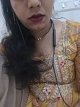 Snapshot of Simaran_bhabhi chatting on June 7, 2026, 12:38 am Simaran bhabhi online show from June 7, 2026, 12:38 am