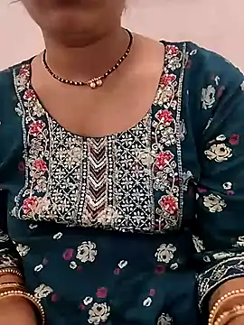 Snapshot of Simaran_bhabhi chatting on May 9, 2026, 2:31 pm Simaran bhabhi online show from May 9, 2026, 2:31 pm