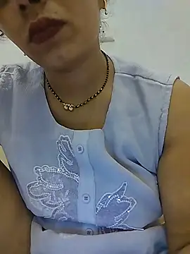 Snapshot of Simaran_bhabhi chatting on May 18, 2026, 2:55 pm Simaran bhabhi online show from May 18, 2026, 2:55 pm