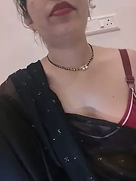 Snapshot of Simaran_bhabhi chatting on May 10, 2026, 3:25 pm Simaran bhabhi online show from May 10, 2026, 3:25 pm