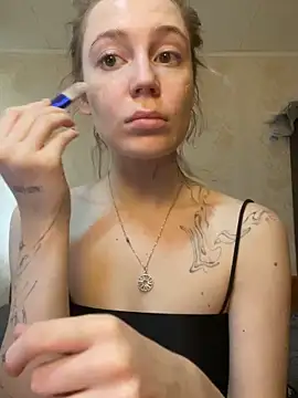 meanexx online show from October 1, 2025, 11:03 am