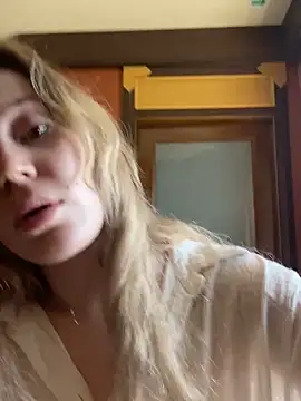 Snapshot of meanexx chatting on March 20, 2026, 6:36 am meanexx online show from March 20, 2026, 6:36 am