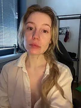 Snapshot of meanexx chatting on February 26, 2026, 7:08 am meanexx online show from February 26, 2026, 7:08 am